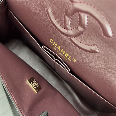 Cha.nel Small Classic Flap Bag Grained Calfskin Gold Tone Metal Black 01117 (Flap Edge Stitch)