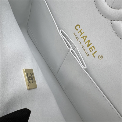 Cha.nel Small Classic Flap Bag Lambskin Gold Tone Metal White 01117