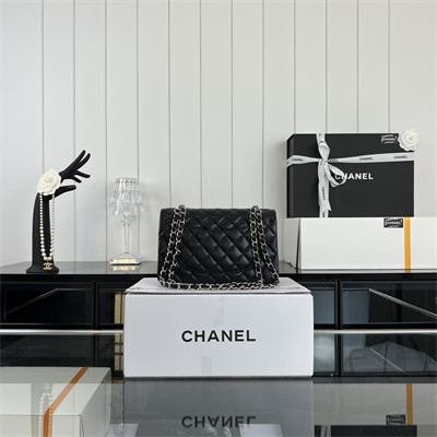 Cha.nel Small Classic Flap Bag Lambskin Silver Tone Metal Black 01117