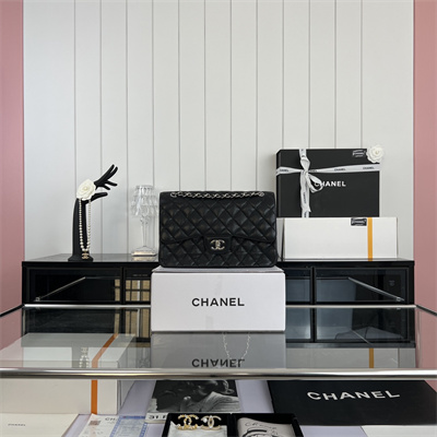 Cha.nel Large Classic Flap Bag Grained Calfskin Silver Tone Metal Black 58600(Flap Edge Stitch)