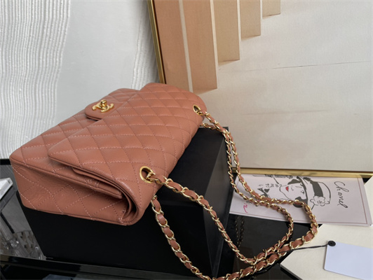 Cha.nel Medium Classic Flap Bag Grained Calfskin Gold Tone Metal Caramel 01112