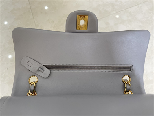 Cha.nel Medium Classic Flap Bag Lambskin Gold Tone Metal Lt Blue 01112