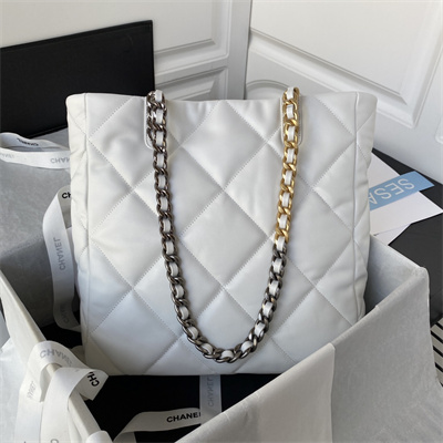 Cha.nel 19 Tote Bag Lambskin White AS3519