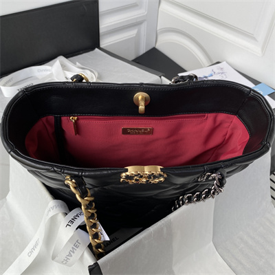 Cha.nel 19 Tote Bag Lambskin Black AS3519
