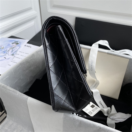 Cha.nel 2.55 Large Handbag Aged Calfskin Silver Tone Metal Black A37587