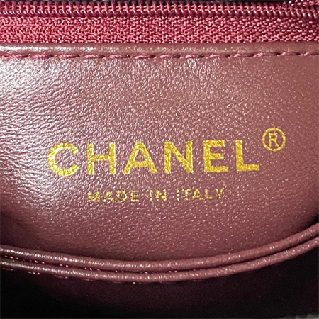 Cha.nel Mini Coco Handle Bag Grained Calfskin Lt Gold Metal Black AS2215