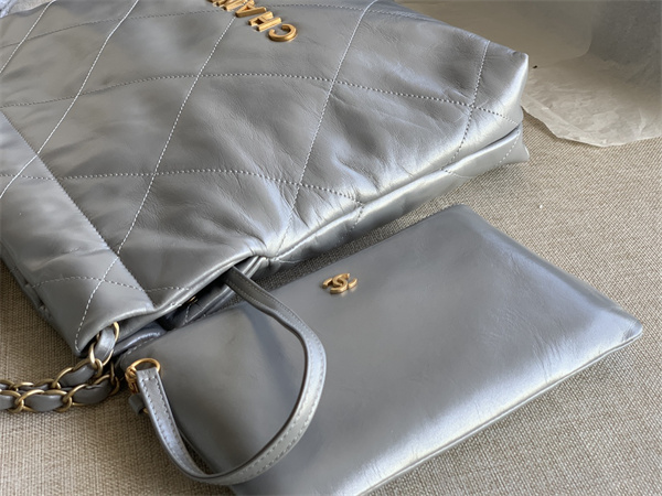 Cha.nel 22 Small Handbag Shiny Calfskin Gold Tone Metal Grey AS3260