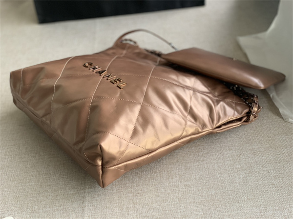 Cha.nel 22 Small Handbag Shiny Calfskin Iridescent Tone Metal Brown AS3260