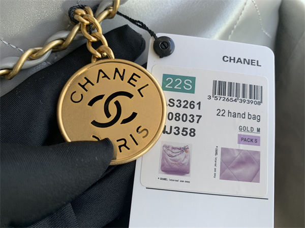 Cha.nel 22 Medium Handbag Shiny Calfskin Gold Tone Metal Grey AS3261