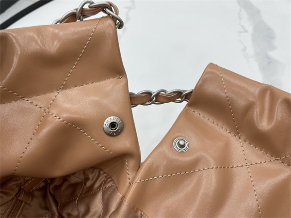 Cha.nel 22 Medium Handbag Shiny Calfskin Silver Tone Metal Brown AS3261