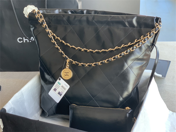 Cha.nel 22 Large Handbag Shiny Calfskin Gold Tone Metal Black AS3262