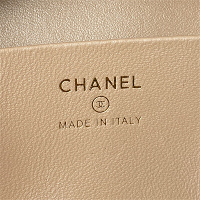 Cha.nel Vanity Case With Top Handle Lambskin Gold Tone Metal Purple AP2731