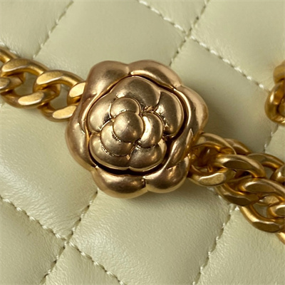 Cha.nel Vanity Case Lambskin Gold Tone Metal Yellow AP3300