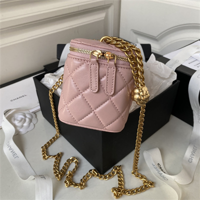Cha.nel Vanity Case Lambskin Gold Tone Metal Pink AP3301