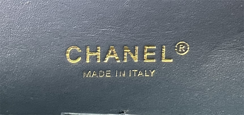 Cha.nel Mini Classic Flap Bag Tweed Gold Tone Metal Navy A01116