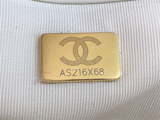 Cha.nel Tote Bag Lambskin Gold Tone Metal White AS4188