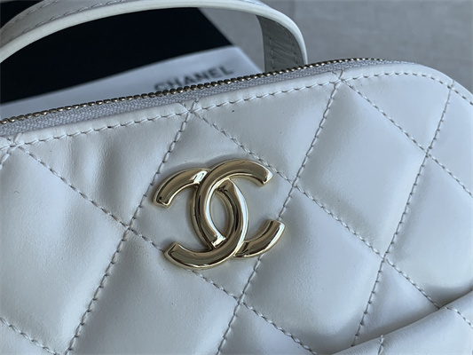 Cha.nel Backpack Grained Calfskin Gold Tone Metal White AS3332