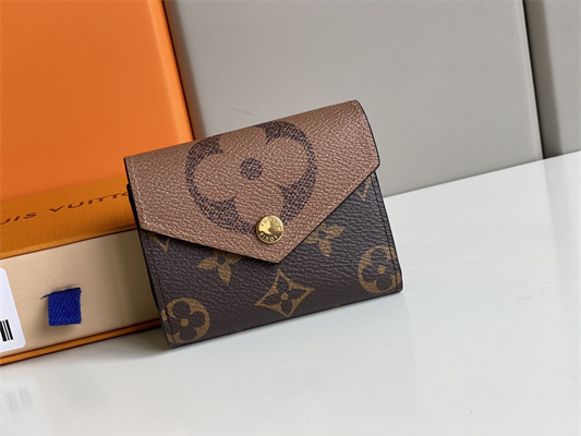 L.V Zoe Wallet Monogram Canvas M80725