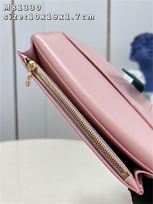 L.V Capucines Vertical Wallet Taurillon leather Tourterelle Blue M81330