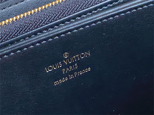 L.V Zippy Wallet Monogram Embossed Lambskin Black M81510