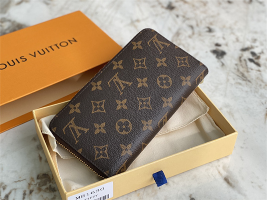 L.V Zippy Wallet Vivienne Holidays Monogram Canvas M81630