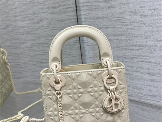 cd mini lady di.or bag cannage calfskin with Di*m*nd motif white