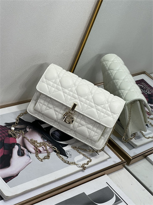 cd miss D*or chain pouch cannage lambskin latte