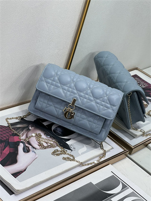 cd miss D*or chain pouch cannage lambskin cloud blue