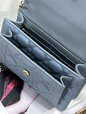 cd miss D*or chain pouch cannage lambskin cloud blue
