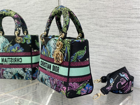 CD Medium Lady Di.or D-Lite Bag Toile de Jouy Voyage Embroidery Green