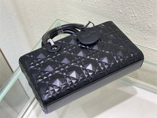 cd medium lady d-joy bag cannage calfskin with Di*m*nd motif black