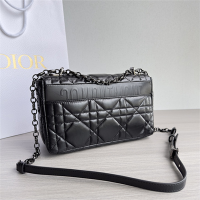 CD Medium Di.or Caro Bag Quilted Macrocannage Calfskin Guncolor Tone Metal Black