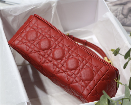 cd medium di.or caro bag S*pple cannage calfskin gold tone metal red