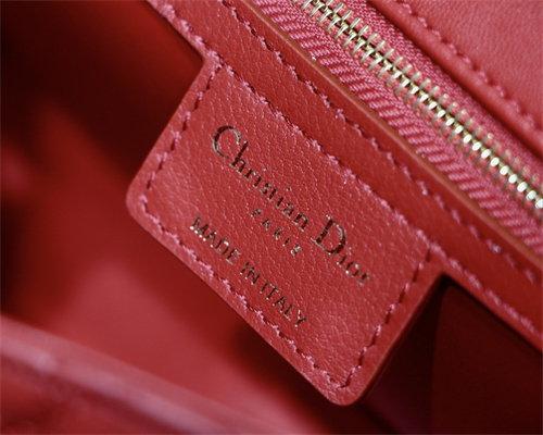 cd medium di.or caro bag S*pple cannage calfskin gold tone metal red
