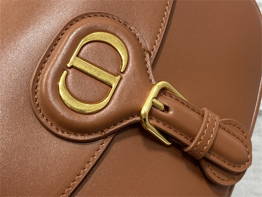 CD Medium Di.or Bobby Bag Box Calfskin Caramel