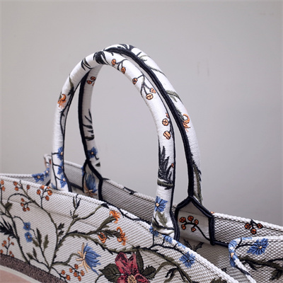 CD Large Book Tote Rosa Mutabilis Embroidery White Multicolor