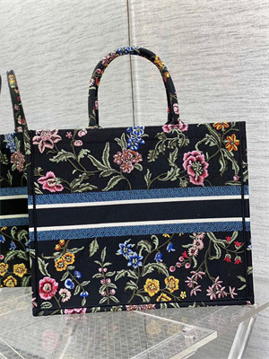 CD Large Book Tote Petites Fleurs Embroidery Black Multicolor