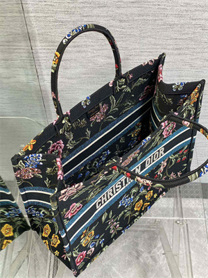 CD Large Book Tote Petites Fleurs Embroidery Black Multicolor