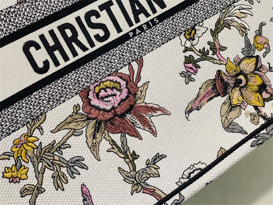 CD Large Book Tote Jardin Botanique Embroidery White Multicolor