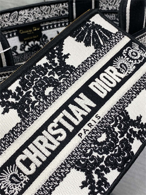 CD Hat Basket Bag White and Black Butterfly Bandana Embroidery