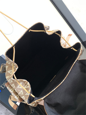 large di.or hit the road backpack brown cd Di*m*nd canvas