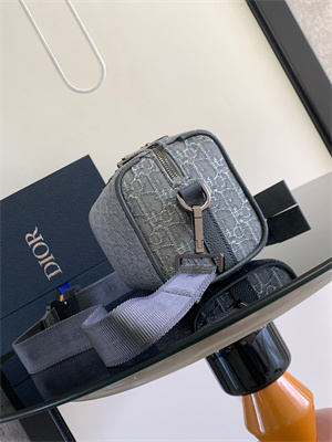 Di.or Lingot 22 Shoulder Bag Grey Oblique Jacquard