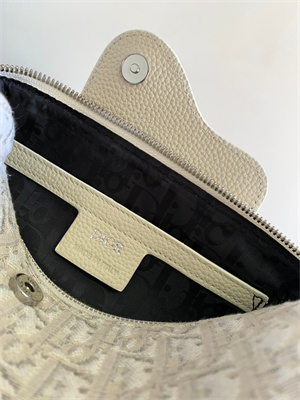 Di.or Lingot 22 Shoulder Bag Beige Oblique Jacquard