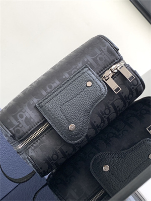 Di.or Lingot Toiletry Bag Black Oblique Mirage Technical Fabric