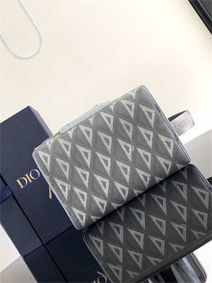 di.or lingot toiletry bag grey cd Di*m*nd canvas