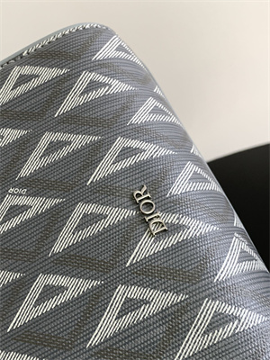 di.or lingot toiletry bag grey cd Di*m*nd canvas