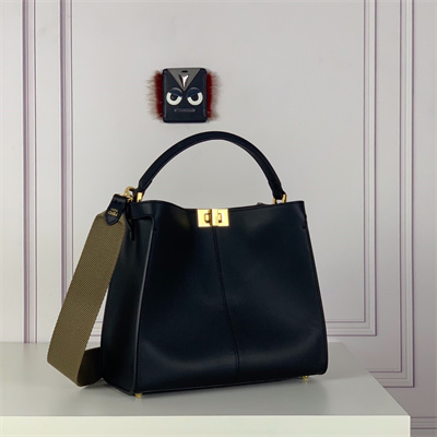 Fen.di Peekaboo X-Lite Medium Leather Bag Black Color