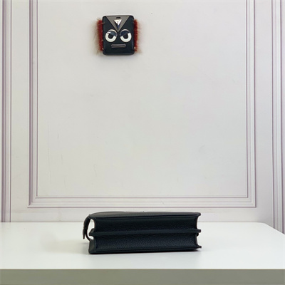 Fen.di Peekaboo ISeeU XCross Leather Bag Black Color