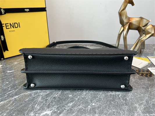 Fen.di Peekaboo Iconic ISeeU Medium Bag Cuoio Romano Leather Black Color With Topstitches