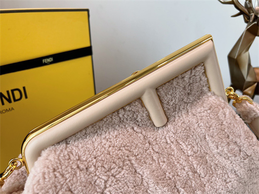 Fen.di FIRST MEDIUM Pink Sheepskin Bag